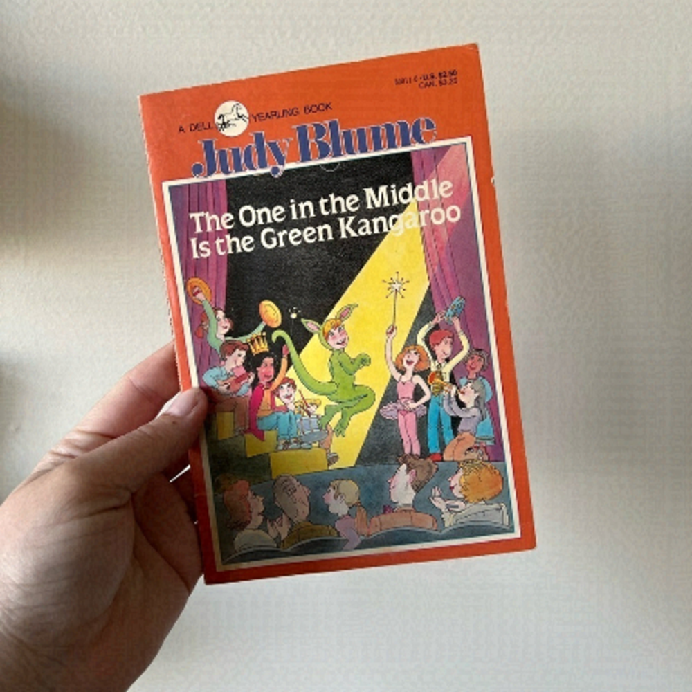 5 for $20 -Vintage Judy Blume book - the one in the middle is the green kangaroo